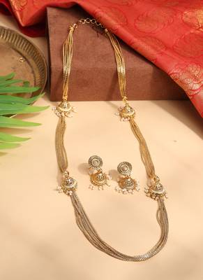 Pearl Chain Necklace Set with Matching Jhumkas 1