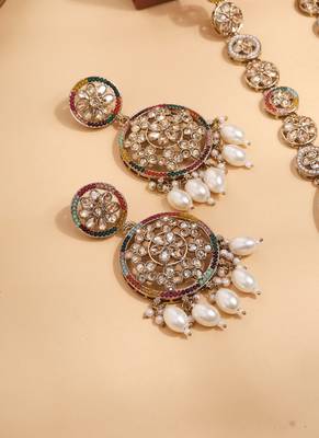 Antique Gold Necklace with Multicolor Stones and Matching Earrings 2