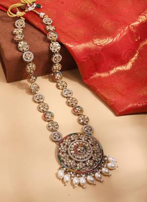 Antique Gold Necklace with Multicolor Stones and Matching Earrings 3