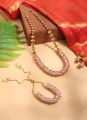 Pearl Necklace Set with Ball Chain Detailing 1