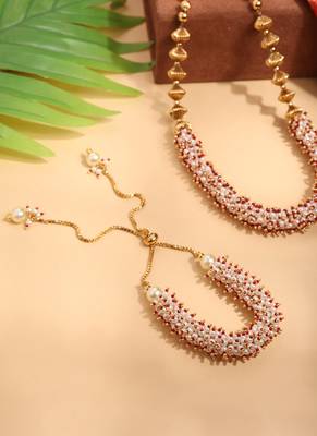 Pearl Necklace Set with Ball Chain Detailing 2