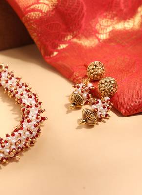 Pearl Necklace Set with Ball Chain Detailing 3