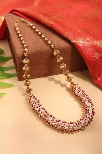 Pearl Necklace Set with Ball Chain Detailing