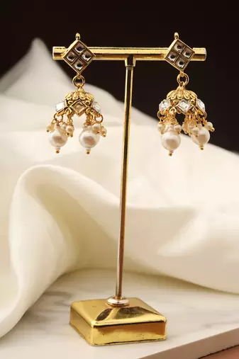 Kundan Necklace Set with Pearls