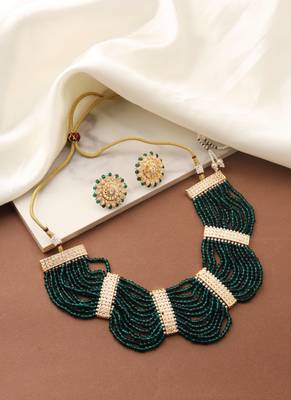 Green Beads Necklace Set with Gold Accents 1