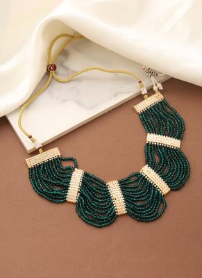 Green Beads Necklace Set with Gold Accents 4