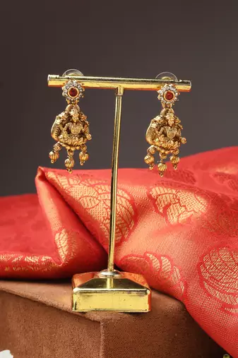 Gold Laxmi Necklace Set with Matching Earrings