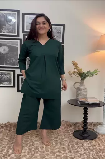 Green solid kurti with pant