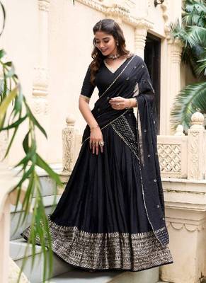 Black zari weaved chanderi lehenga-choli 1