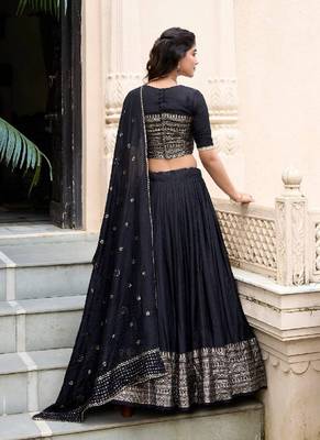 Black zari weaved chanderi lehenga-choli 4