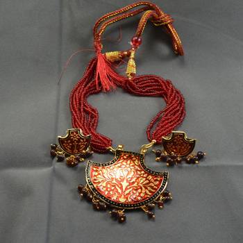 Free size brass golden stone stud pendants set 1