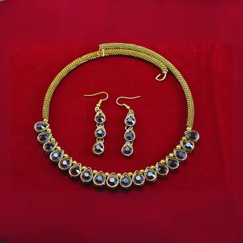 Free size brass golden stone stud hasli 1