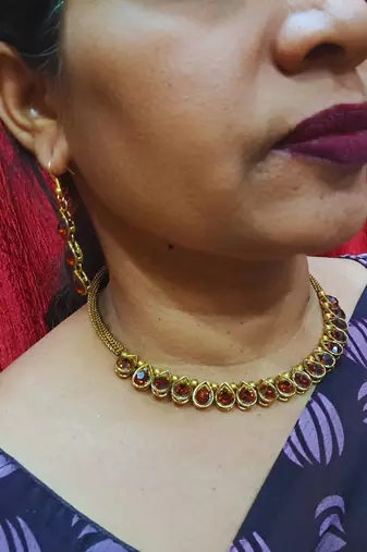Free size brass golden stone stud hasli