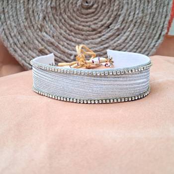 Adjustable size velvet white stone stud  kanthi 1
