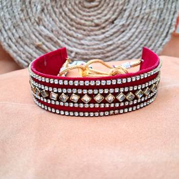 Adjustable size velvet maroon kunden stud  kanthi 1