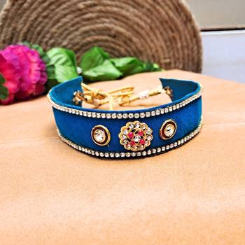 Adjustable size velvet radium kunden stud  kanthi 1