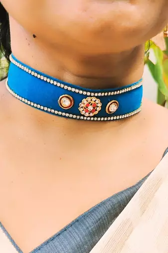 Adjustable size velvet radium kunden stud  kanthi