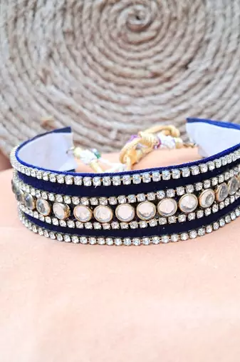 Adjustable size velvet bule kunden stud  kanthi