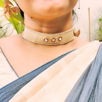 Adjustable size velvet golden kunden stud  kanthi 3