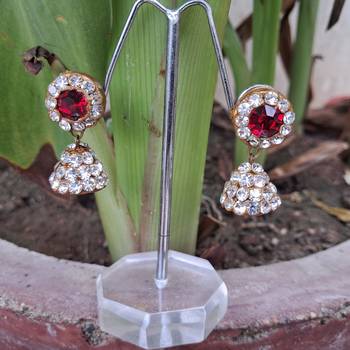 Size 1.5 inch  lakh golden stone stud jhumki 1