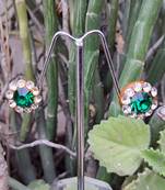 Size 1/2 inch  lakh golden stone stud tops