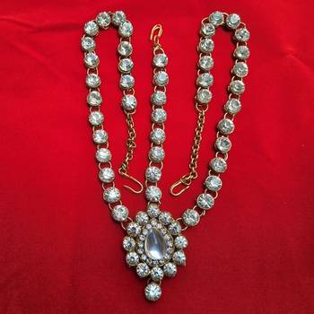 Free size brass golden stone stud matha patti 1