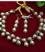 Free size brass golden stone stud necklace