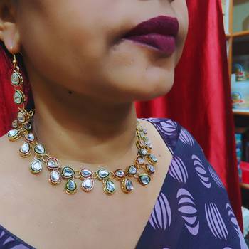 Free size brass golden stone stud necklace 2