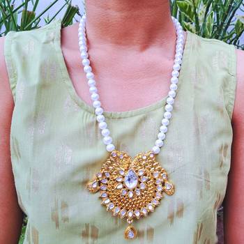 Size 20 inch brass golden kunden stud  necklace 2
