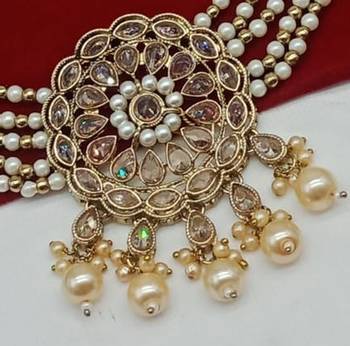 Traditional pearl choker set with kundan medallion gold-plated off white wedding jewelry maang tikka bridal collection 2