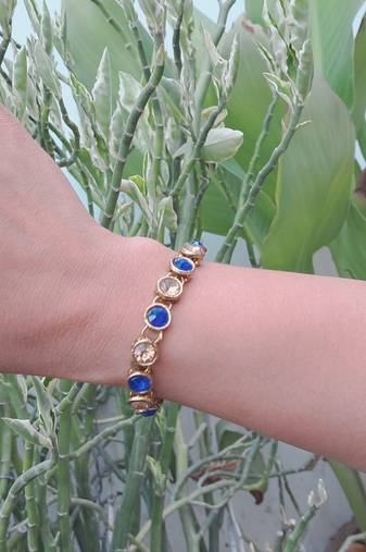Adjustable size brass golden stone stud  bracelet