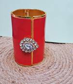 Free size brass drak pich stone stud  bracelet