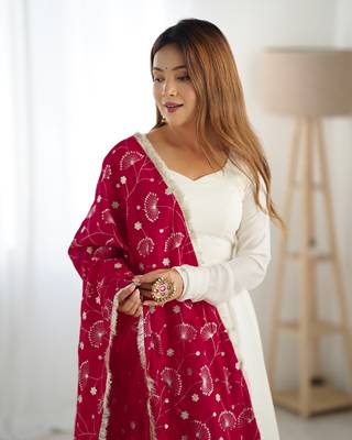 Soft Vichitra  Silk Fabric Fully Flair Kali Pattern And Canvas Patta Kurti With Dupatta And Pent 5