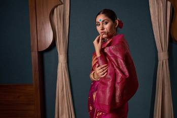 Pink Zari Woven Banarasi Satin Silk Saree 4