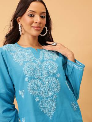 Women'S Hand Embroidered Blue Cotton Lucknowi Chikankari Kurta 5