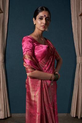 Onion Pink Zari Woven Banarasi Satin Silk Saree 4
