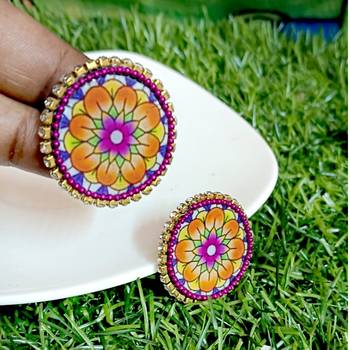 Handcrafted resin stud rs11 2