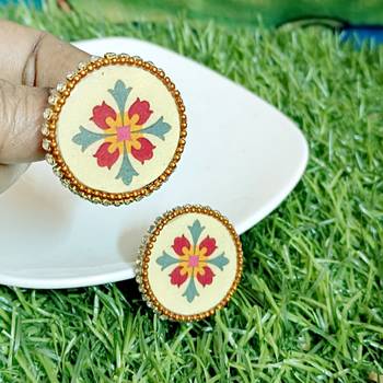 Handcrafted resin stud rs14 2