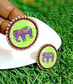 Handcrafted resin stud rs19