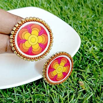Handcrafted resin stud rs20 2