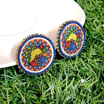 Handcrafted resin stud rs22 1