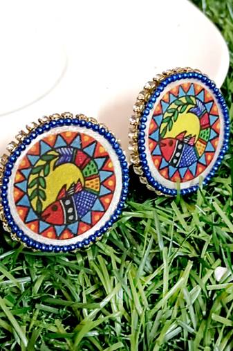 Handcrafted resin stud rs22