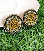 Handcrafted resin stud rs28