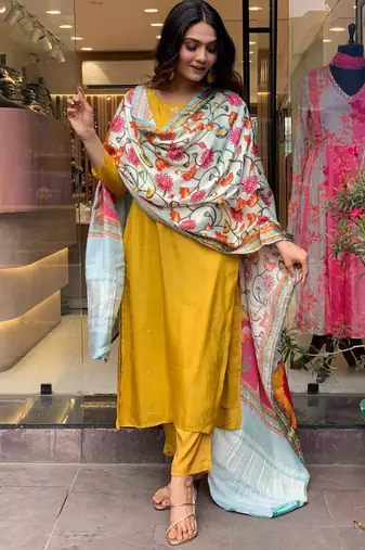 Mustard viscosee chanderi fabric ethnic partywear salwar kameez for trendy looks