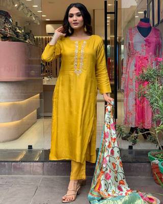 Mustard viscosee chanderi fabric ethnic partywear salwar kameez for trendy looks 4