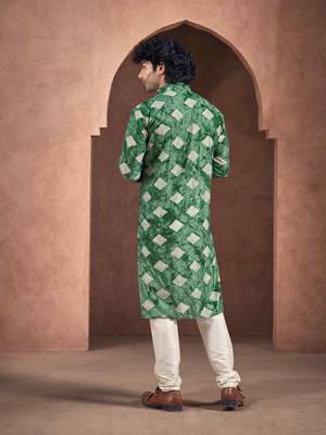 Green stylish men's kurta payjama for trendy ceremonial looks 2
