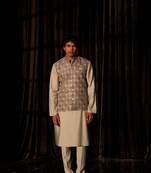 Grey ethnic indian wedding wear kurta payjama with nehru jacket for classy looks