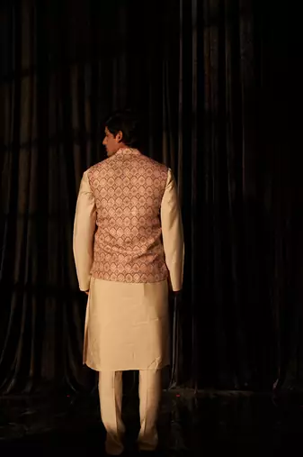 Brown ethnic indian wedding wear kurta payjama with nehru jacket for classy looks