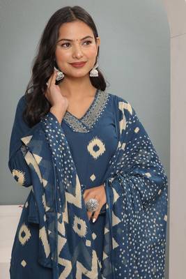 Teal blue women printed aline kurta pant with dupatta set 4