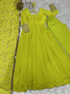 Parrot Colour Fox Georgette Fabric Gown With Dupatta And Pent 6